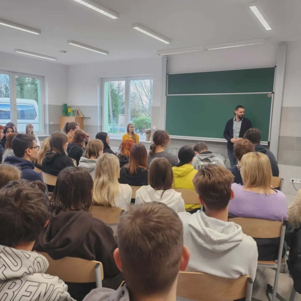 628413233 1218280030472245 8804987584008819480 n